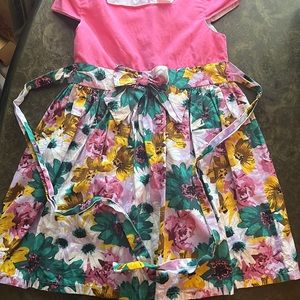 Pretty dress for toddler girl